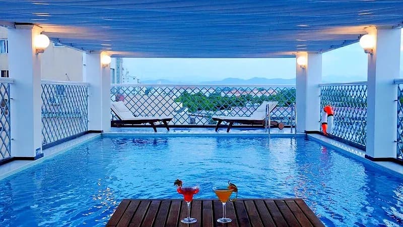Moonlight Hotel Huế