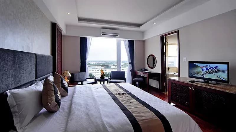Deluxe River View