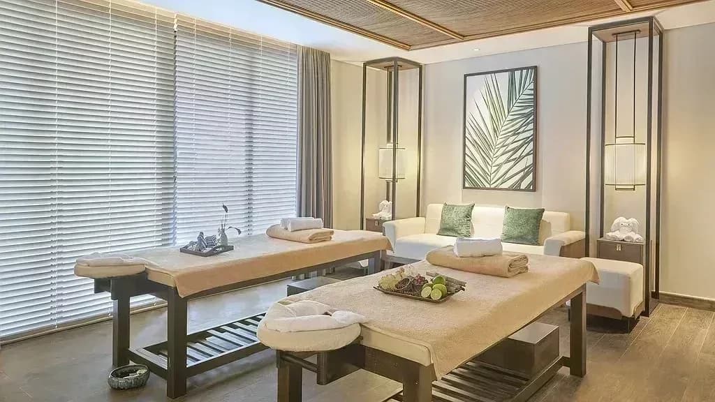 Aura Spa