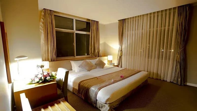 Executive Suite