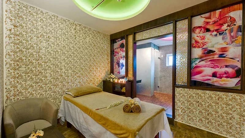 Spa & Massage