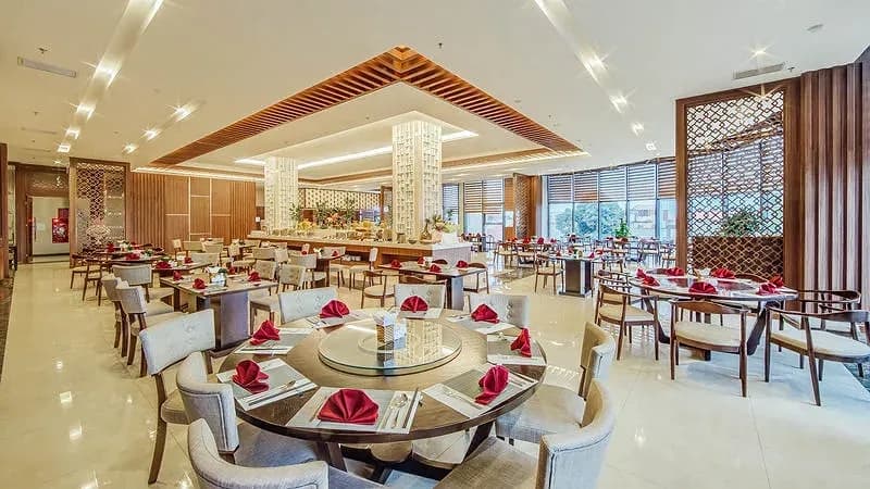 Ẩm thực Á & buffet