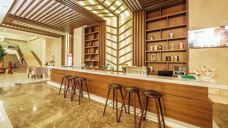 Bar Hoài Thị