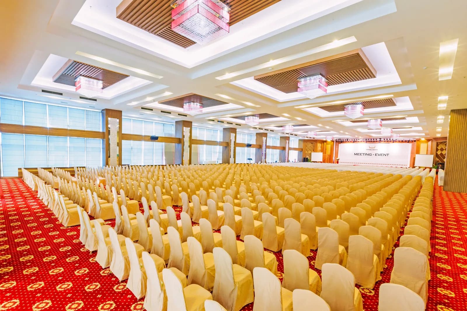 Trung tâm hội nghị