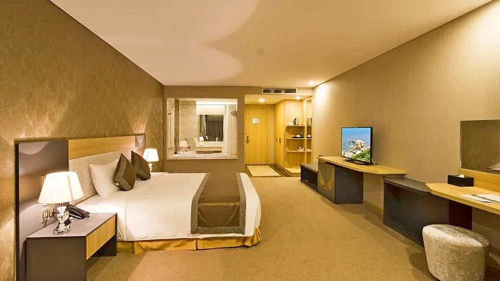 Deluxe King – Hướng thành phố