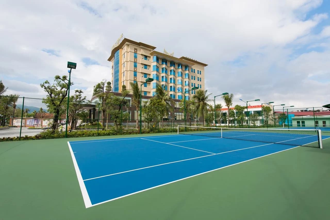 Sân tennis