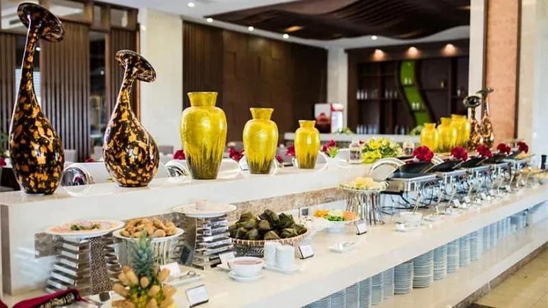 Buffet Âu - Á