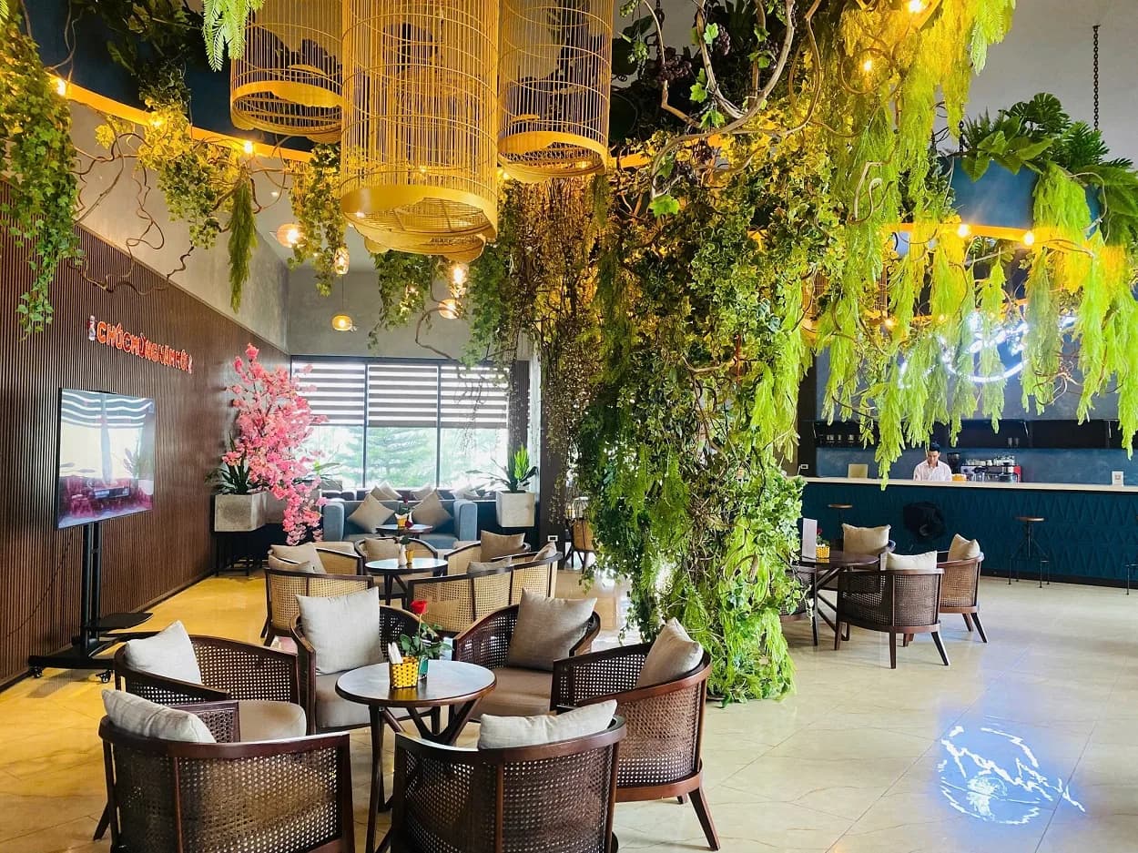 Chàm Lounge & Cà phê