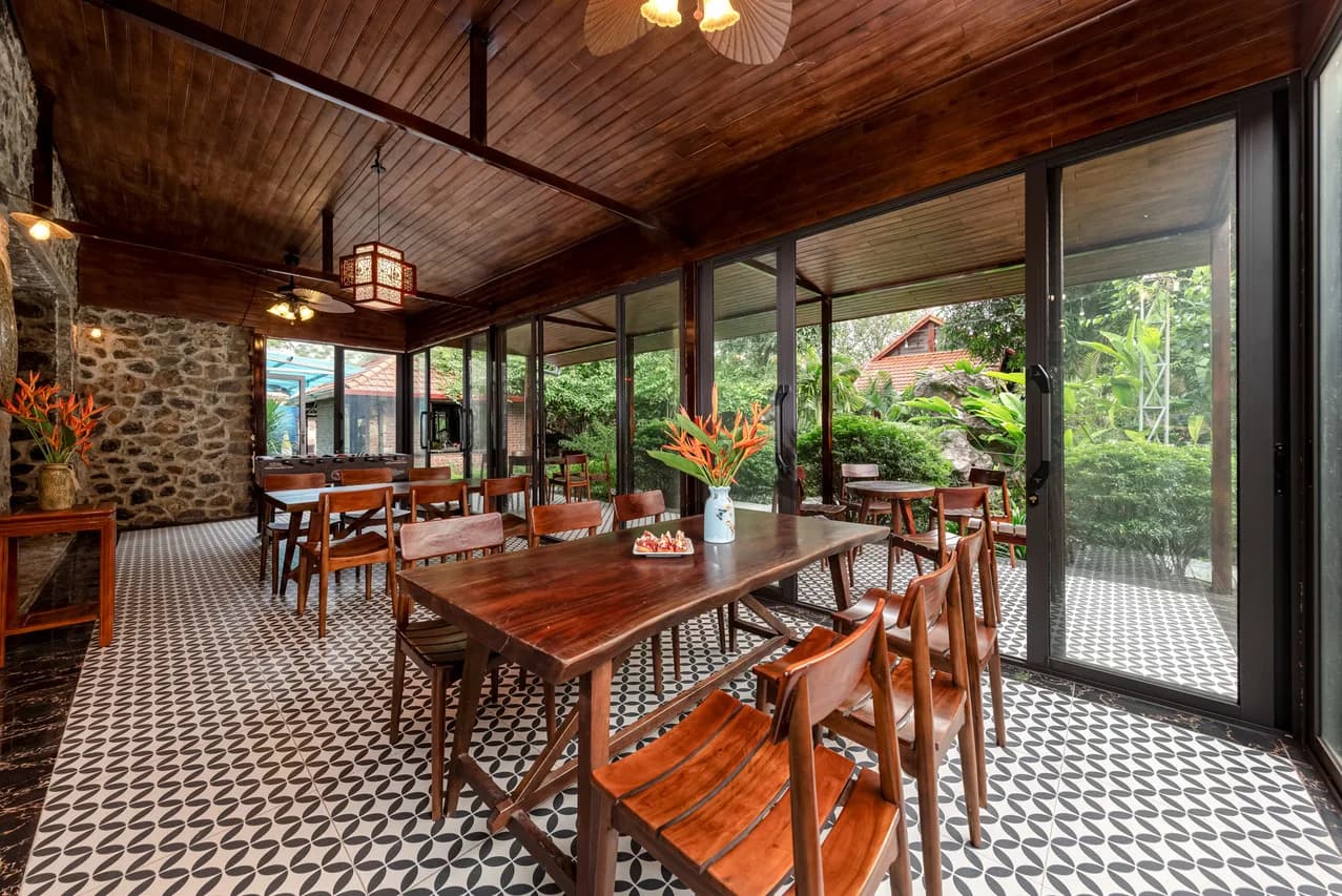 Ẩm thực bản địa bên khu vườn