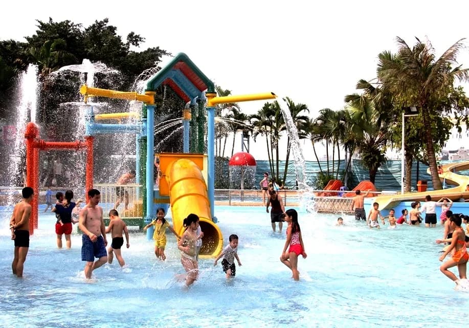 Công viên nước sôi động