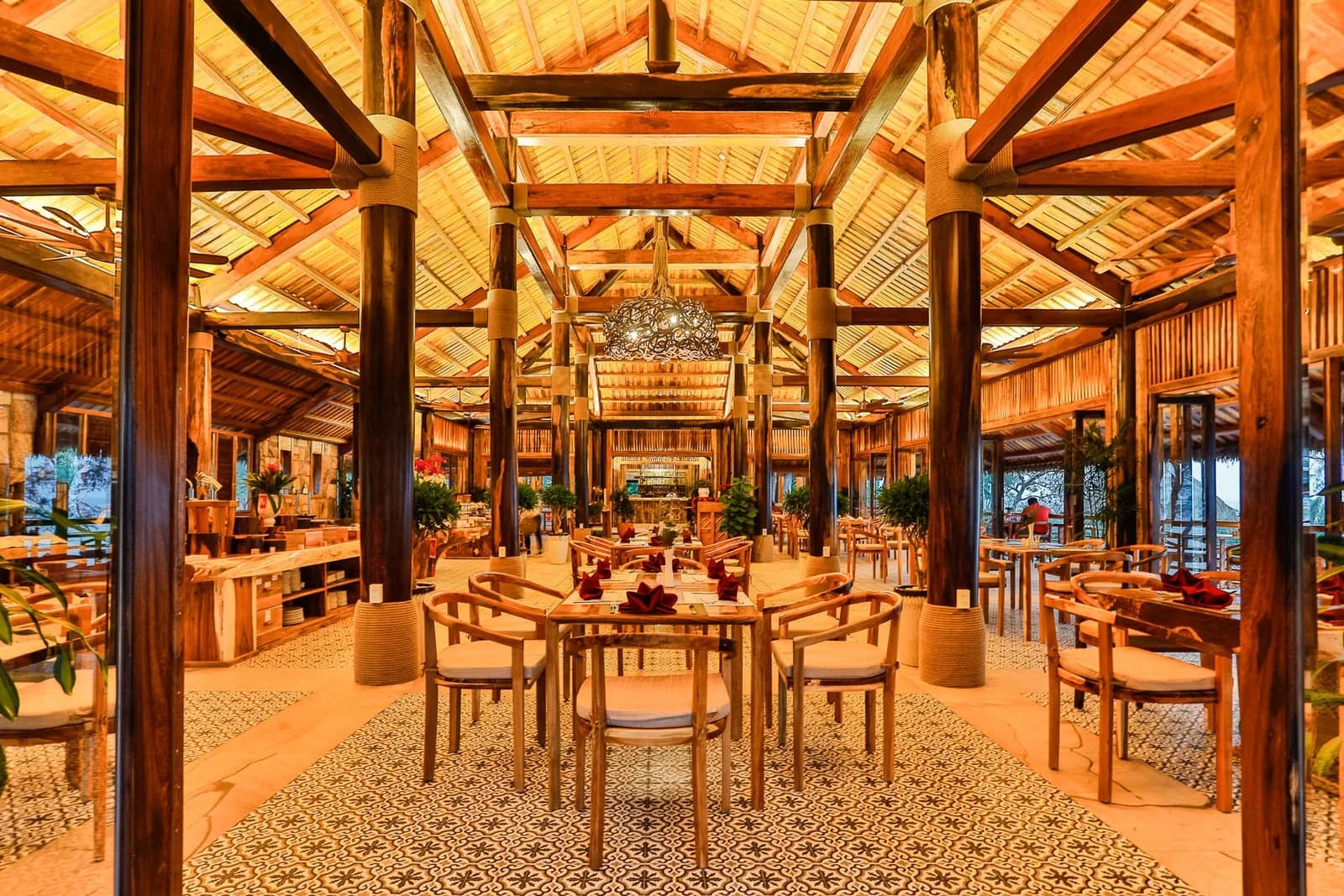 Tree House Restaurant