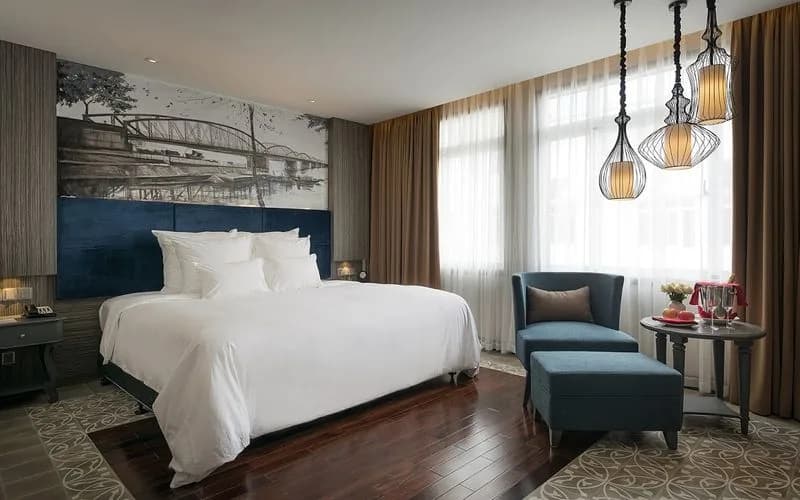 Suite Cổ Điển
