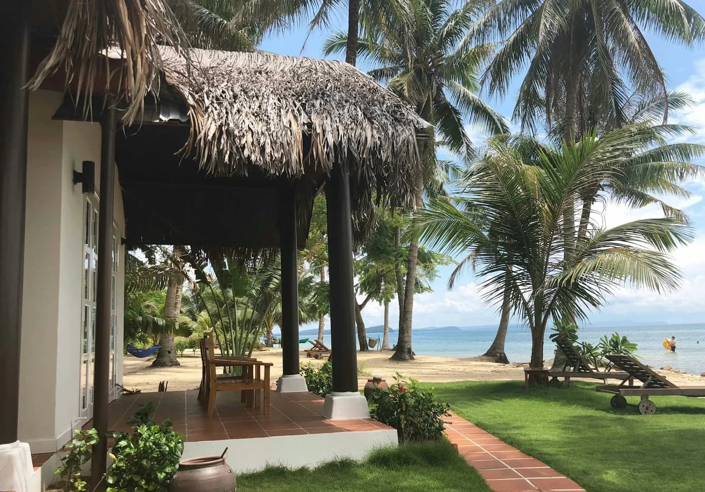 Beach Front Bungalow – Hướng biển