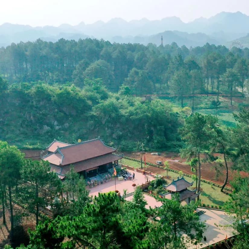 Chùa Phoenix - Du lịch tâm linh