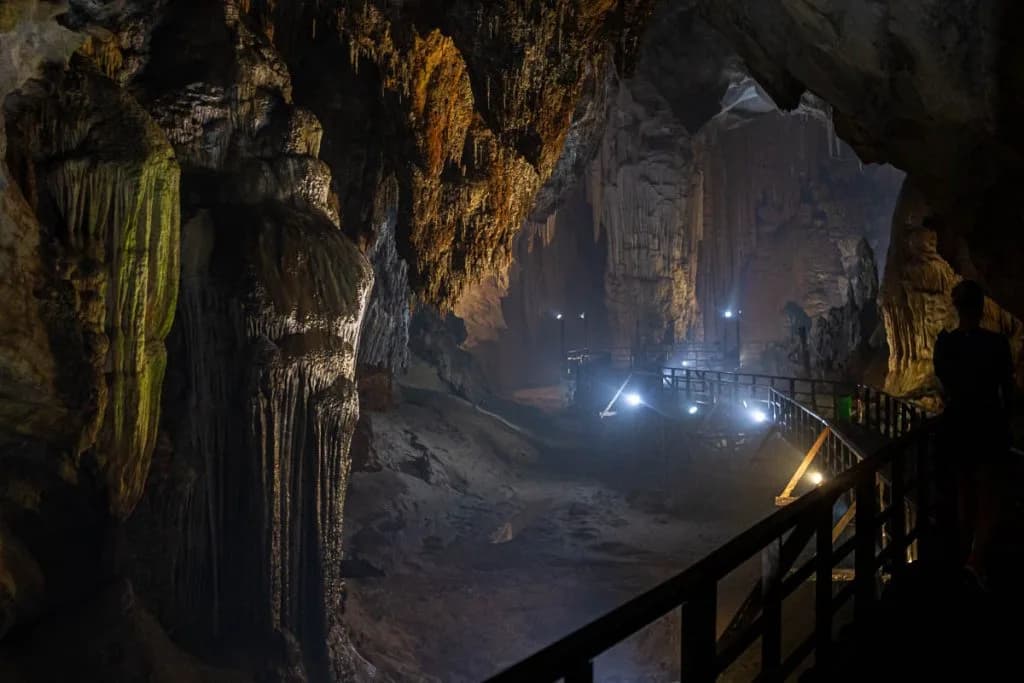 Tour động Phong Nha - Thiên Đường