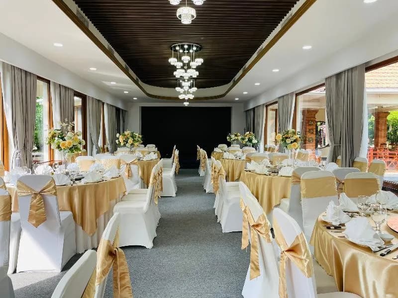 Sảnh tiệc & hội nghị
