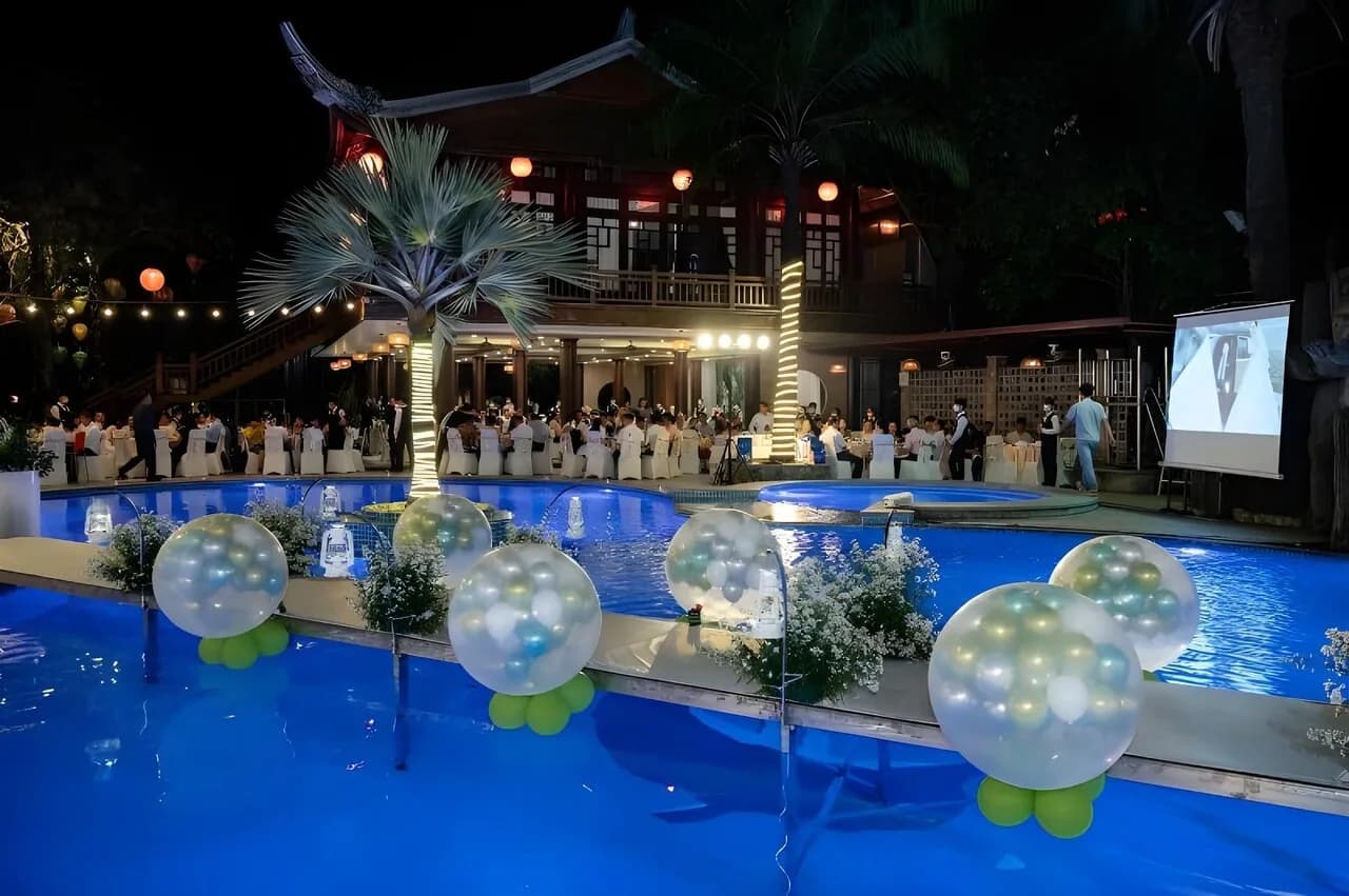 Tiệc cưới & gala ven hồ