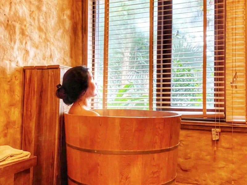 Mây Spa & tắm lá thuốc Dao đỏ