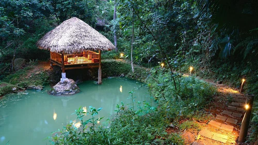 Góc trị liệu bên hồ