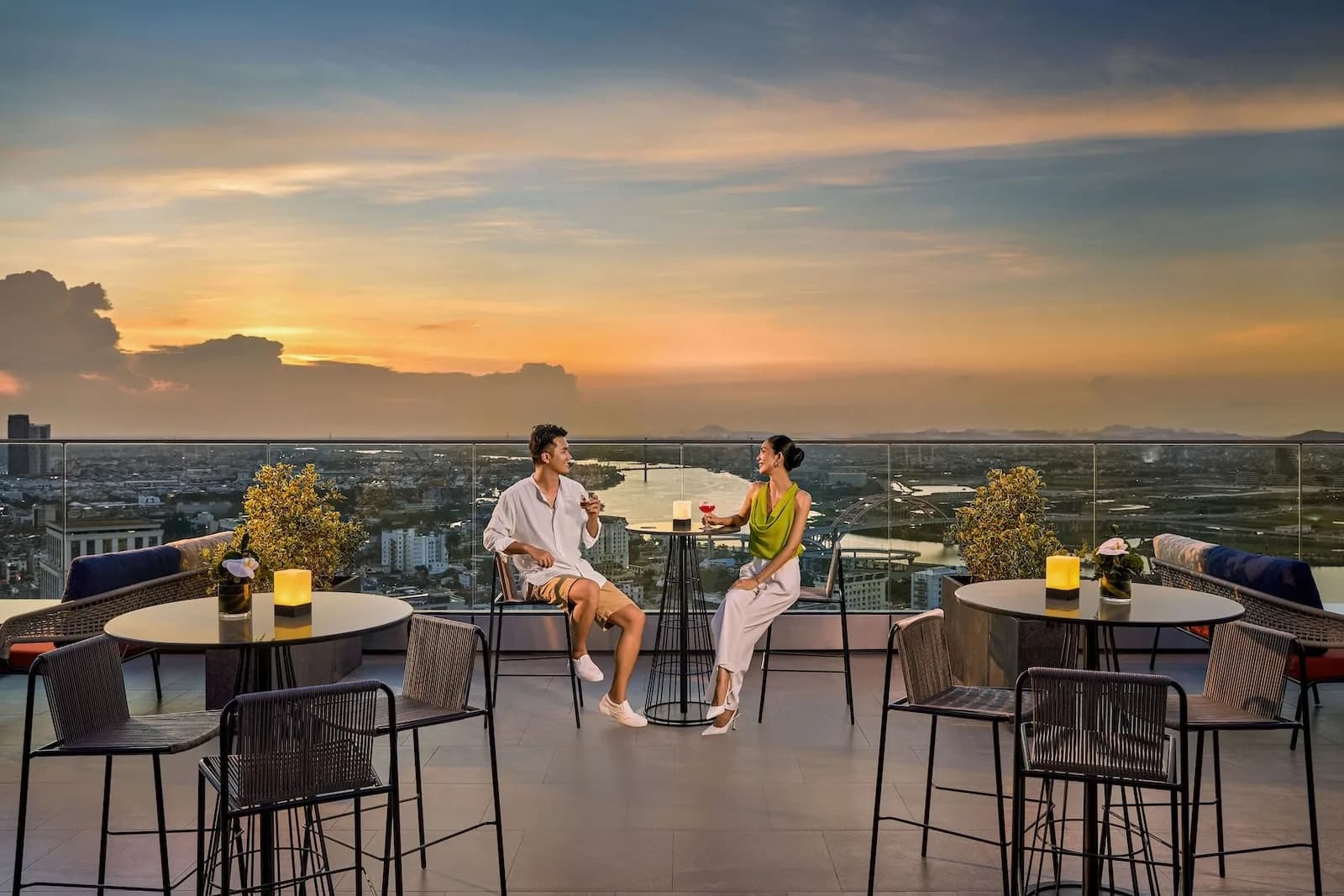 Up &amp; Above Rooftop Bar