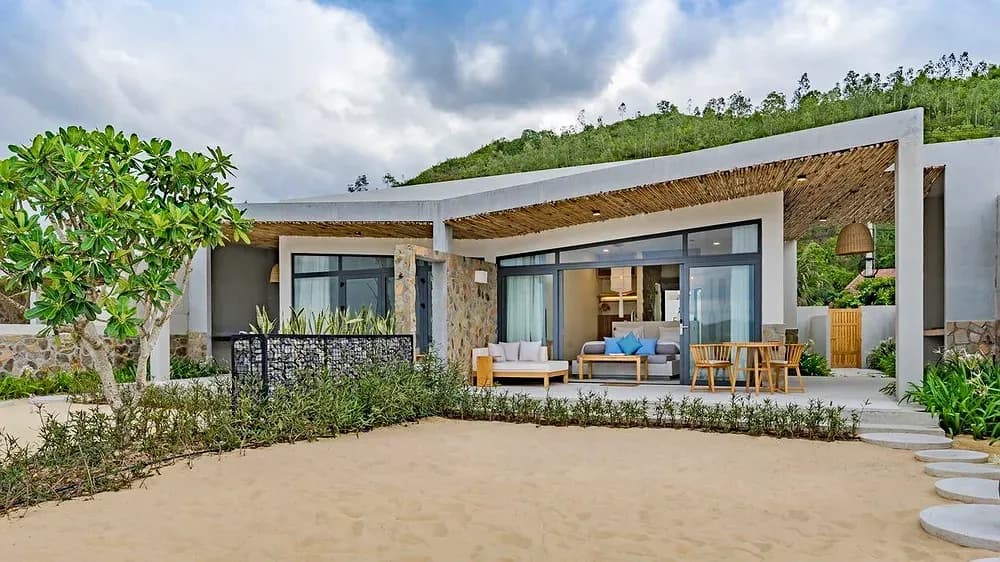 BeachFront Villa Double