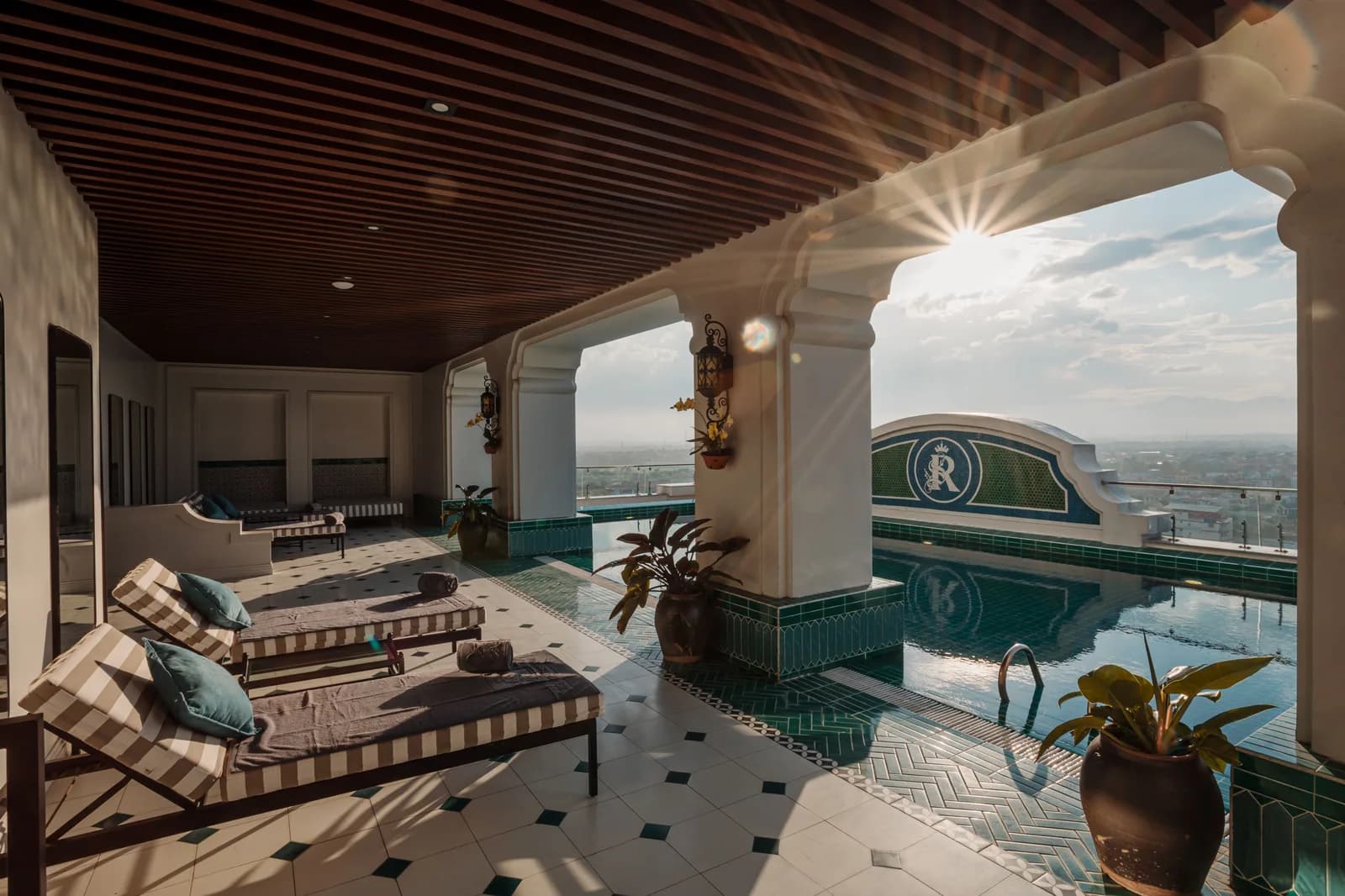 Rex Quảng Bình Hotel
