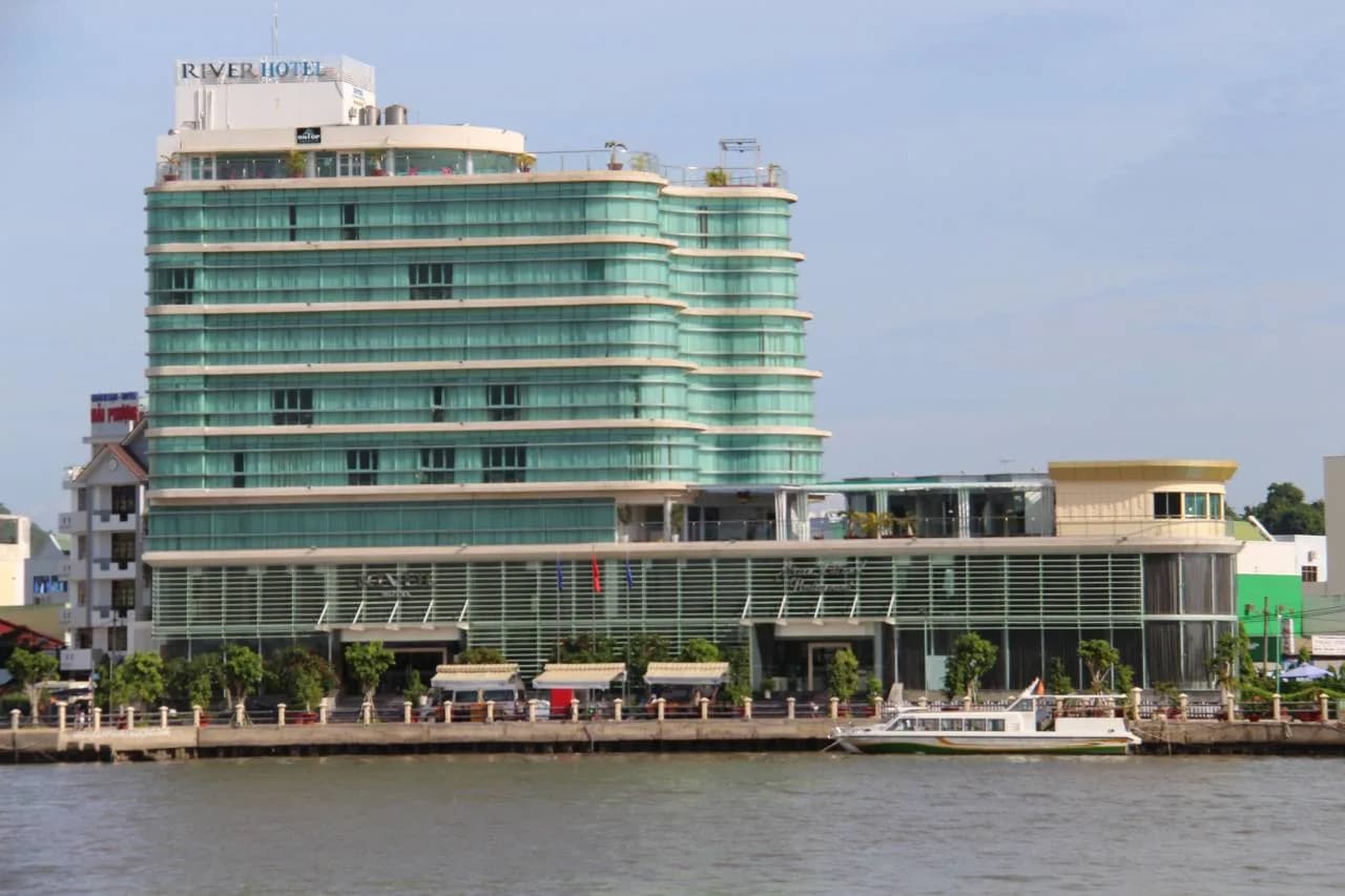 River Hotel Ha Tien