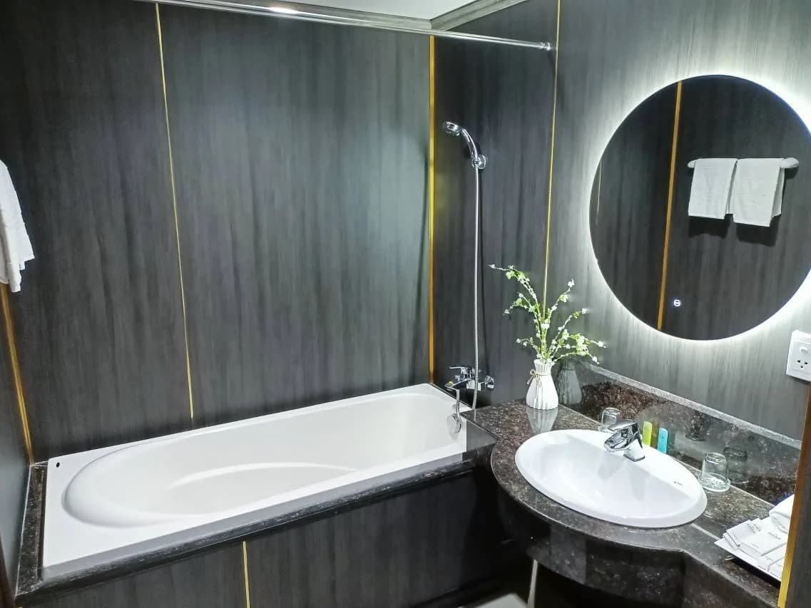 Nghỉ dưỡng đôi bên sông