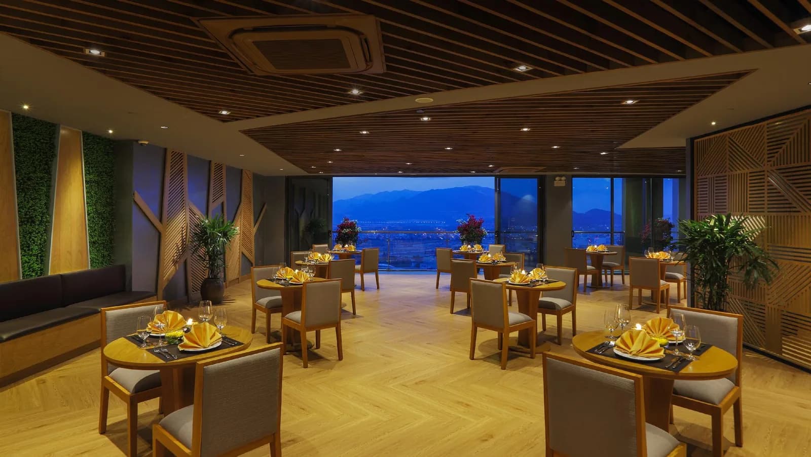 Sky Lounge trên cao