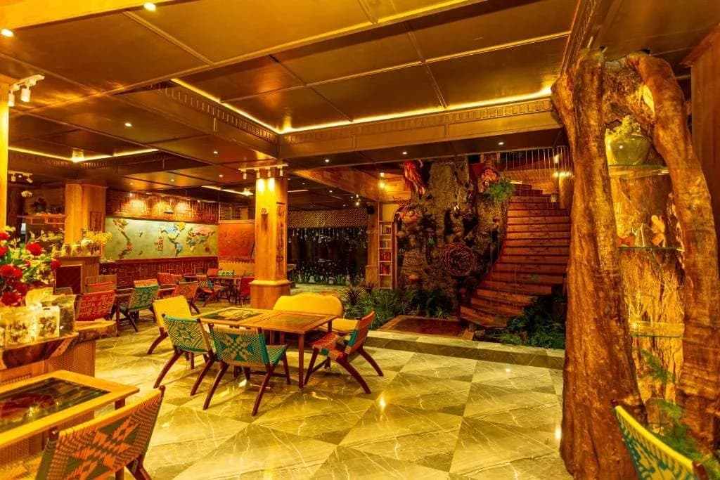 Cà phê giữa rừng thông