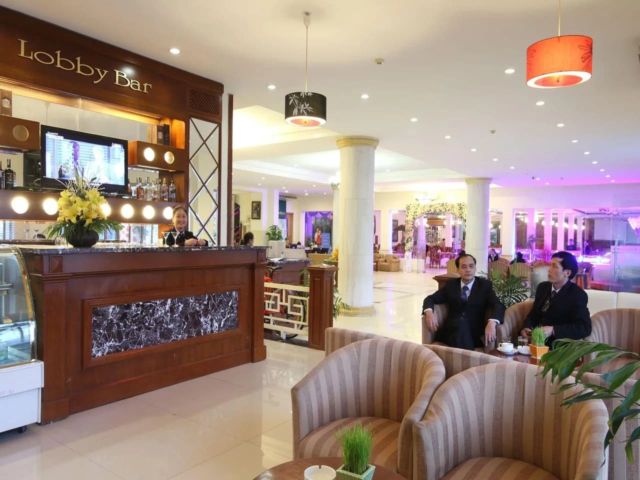 Lobby Bar & sảnh chờ