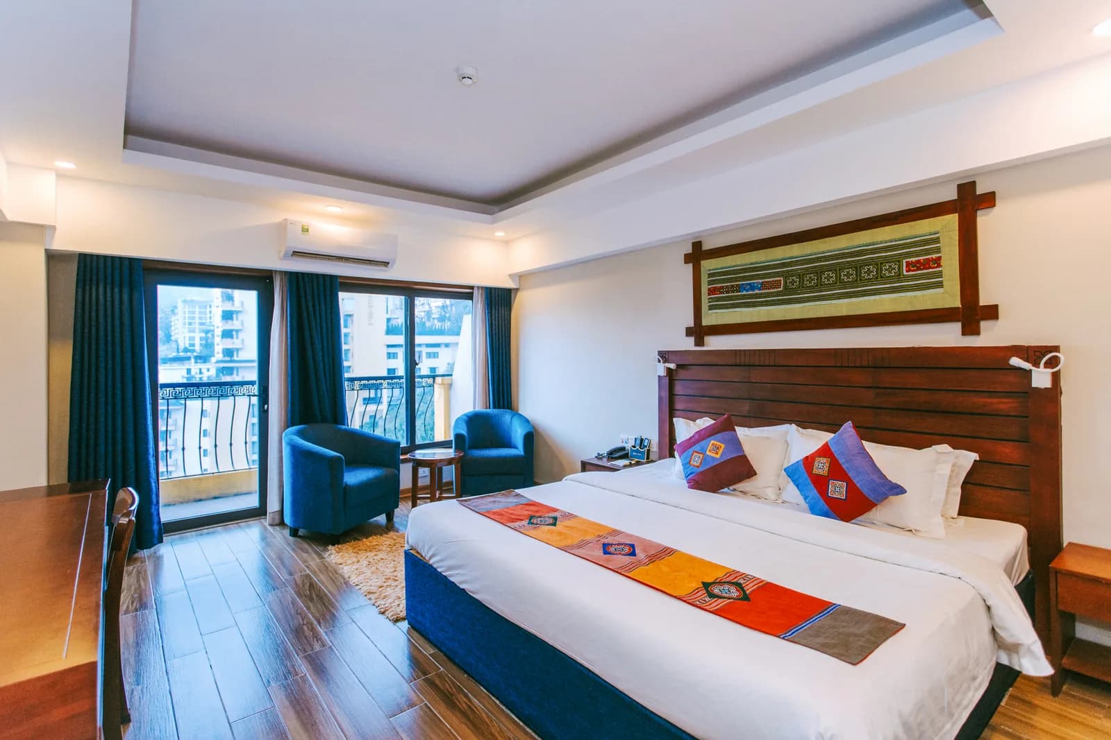 Combo cặp đôi nghỉ dưỡng