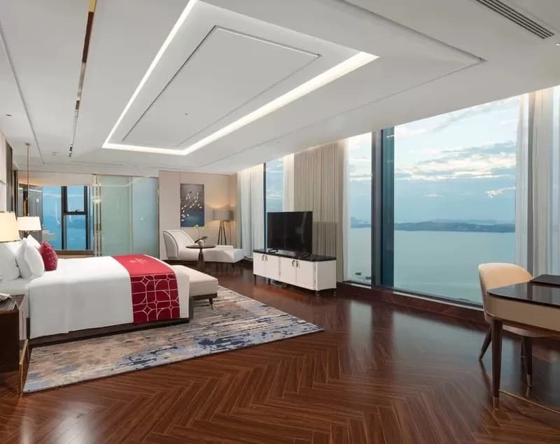 Executive Suite Bay View