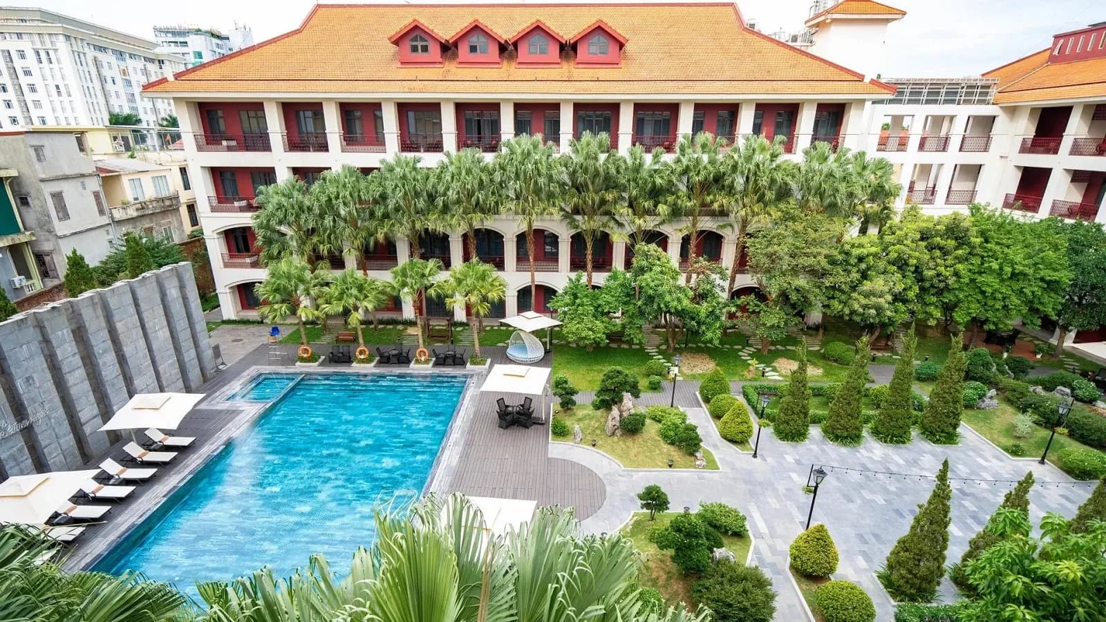 Senna Hue Hotel