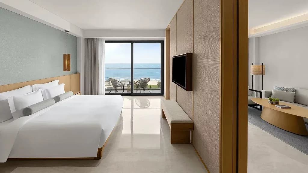 Monogram Suite