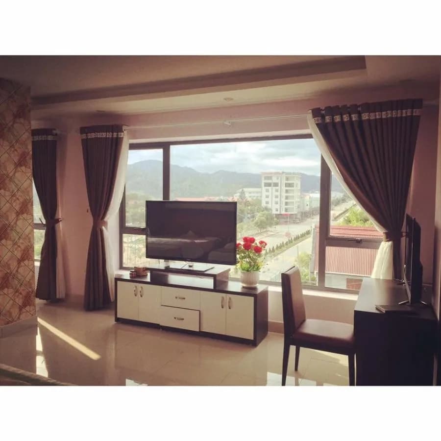 Phòng Superior Hướng Phố