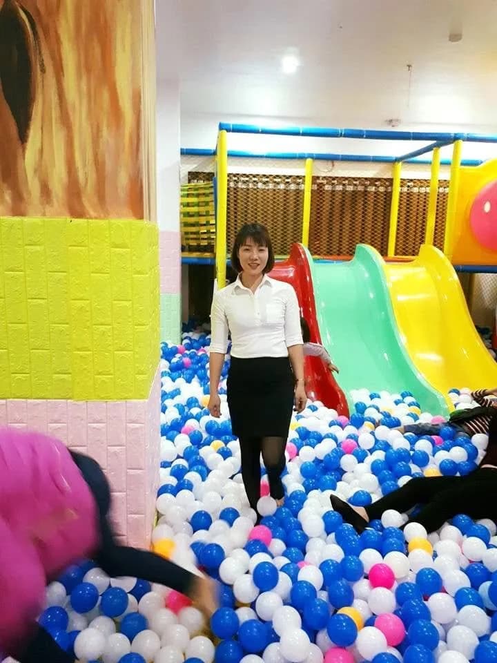 Nhà bóng & cầu trượt