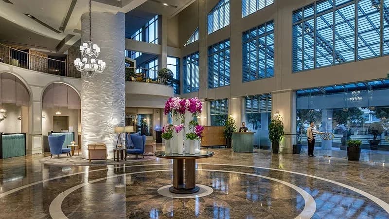Sofitel Saigon Plaza 5