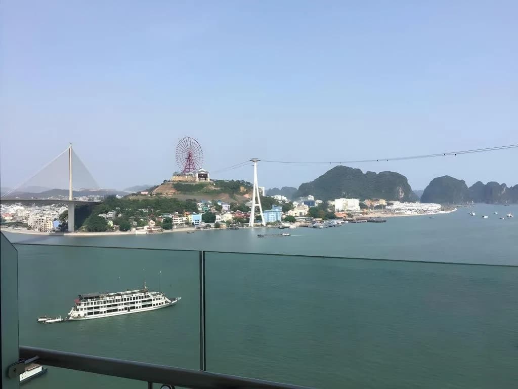 Tầm nhìn Vịnh Hạ Long & Sun World