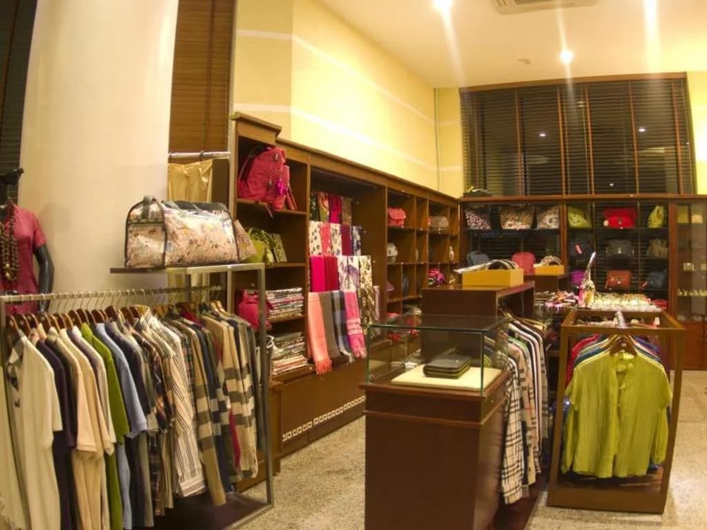 Cửa hàng lưu niệm