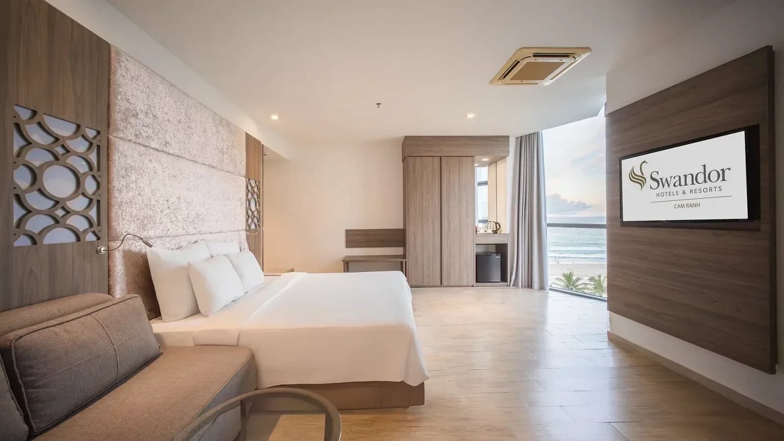 Deluxe Sea View