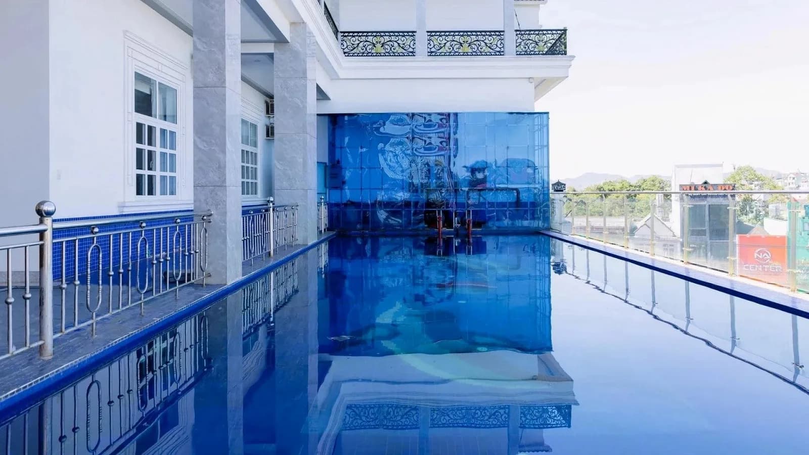 Tam Chau Luxury Hotel