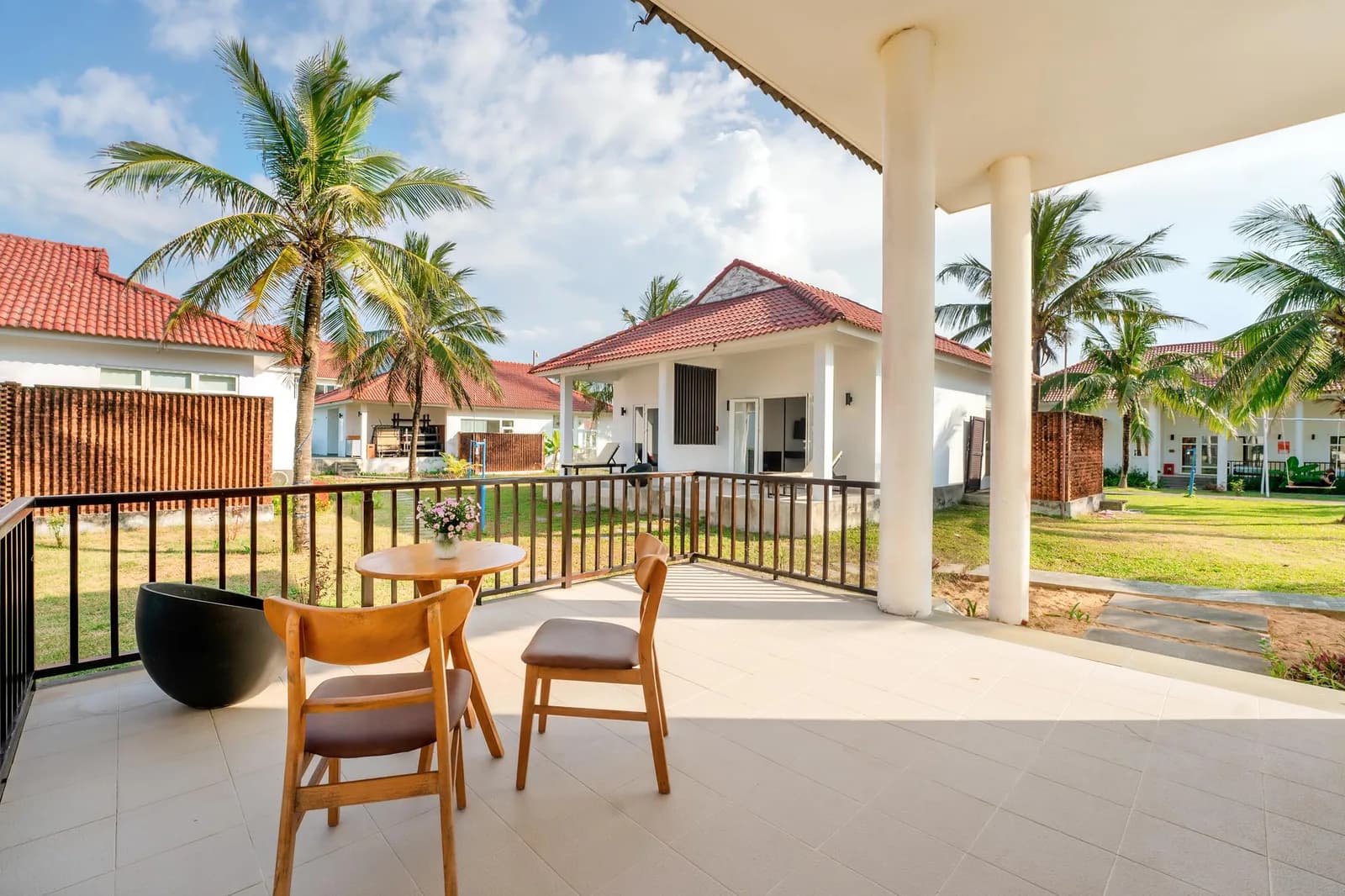 Villa nghỉ dưỡng sát biển
