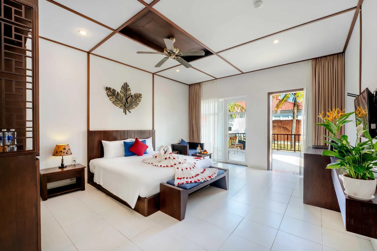 Deluxe Hướng Vườn