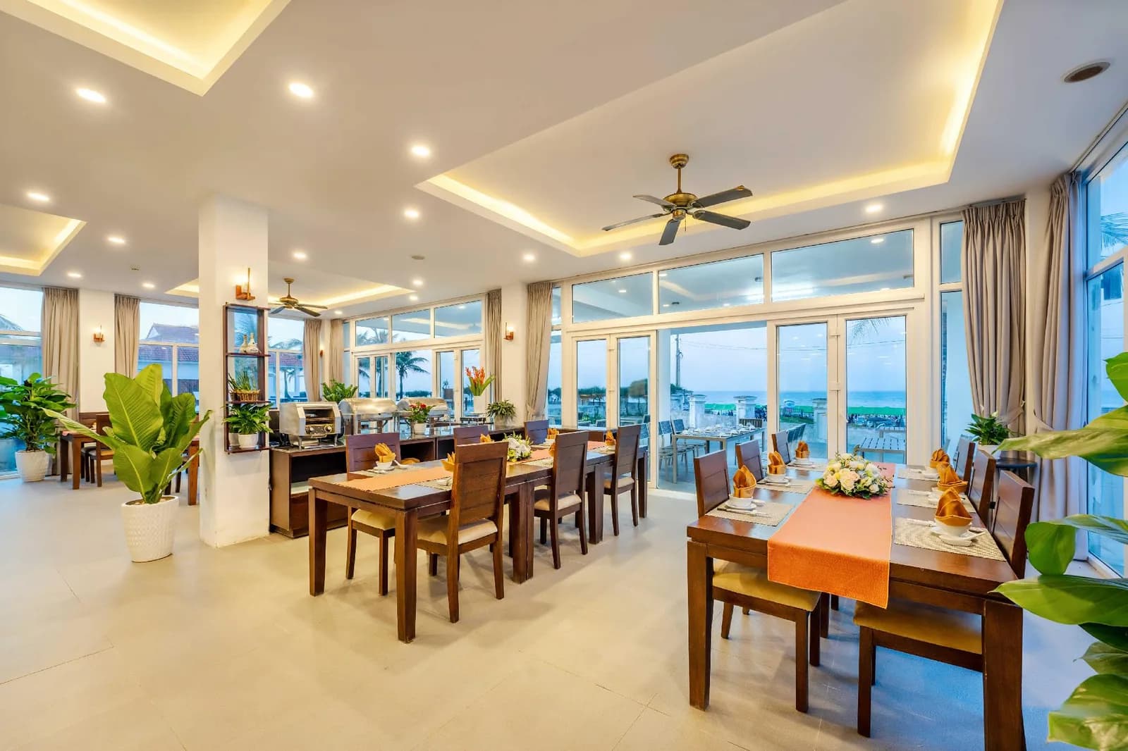Nhà hàng hải sản view biển