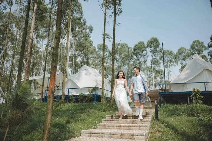 Lều Glamping Bên Hồ