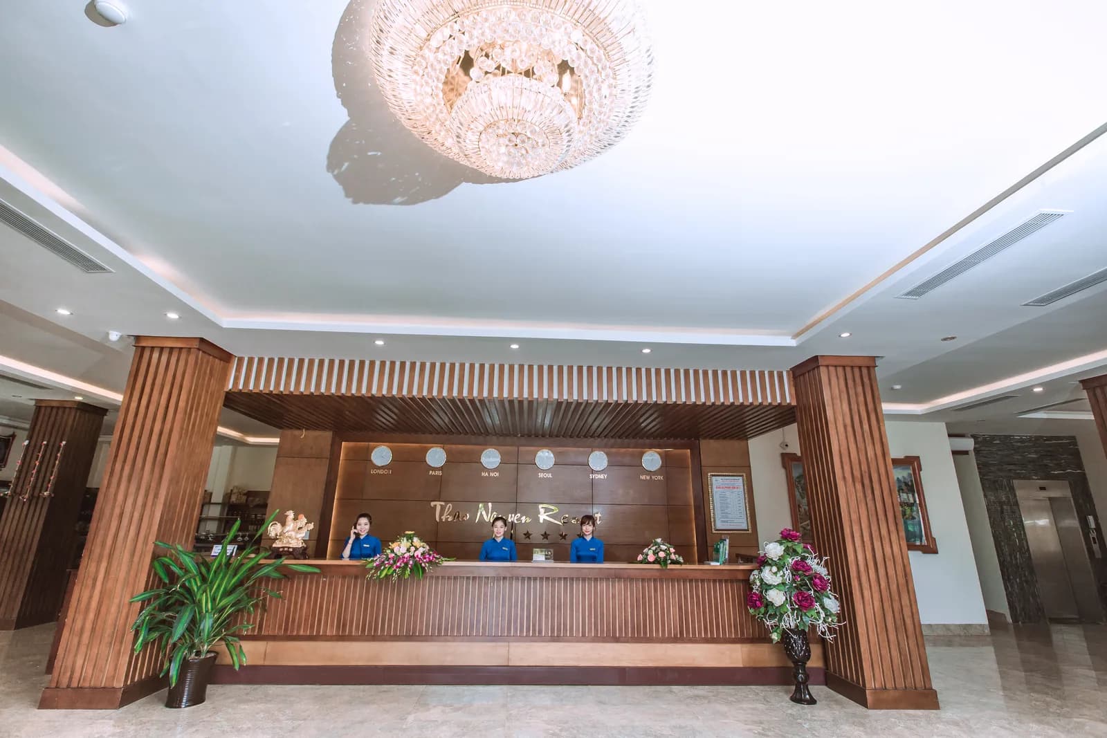 Sảnh đón tiếp & lễ tân 24/7