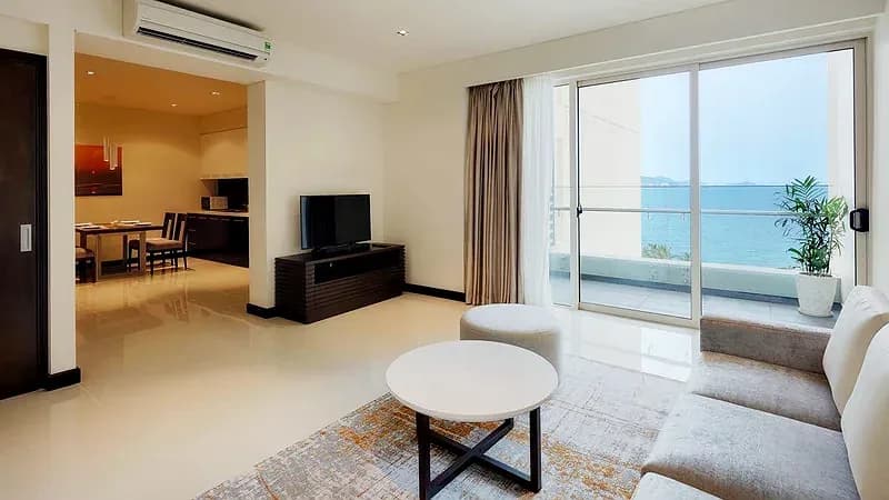 One-Bedroom Ocean Suite