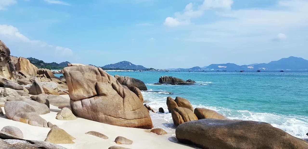 The Escalade Cam Ranh 4