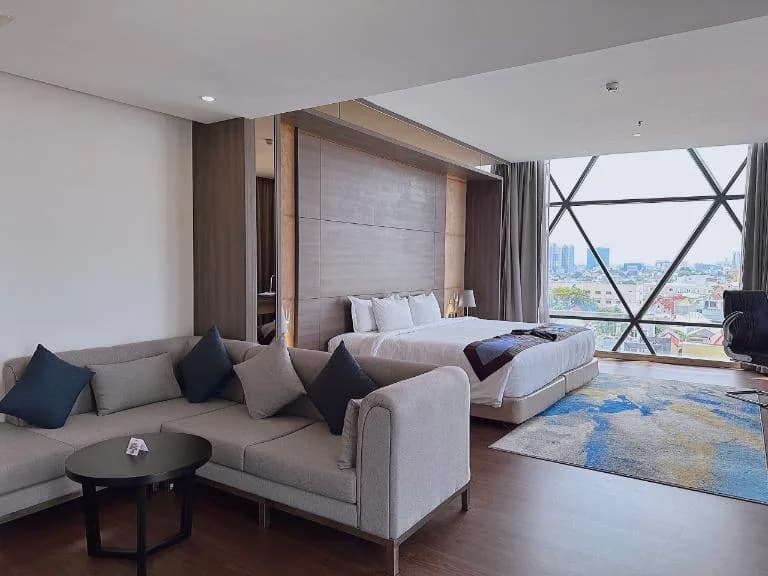 Executive Suite
